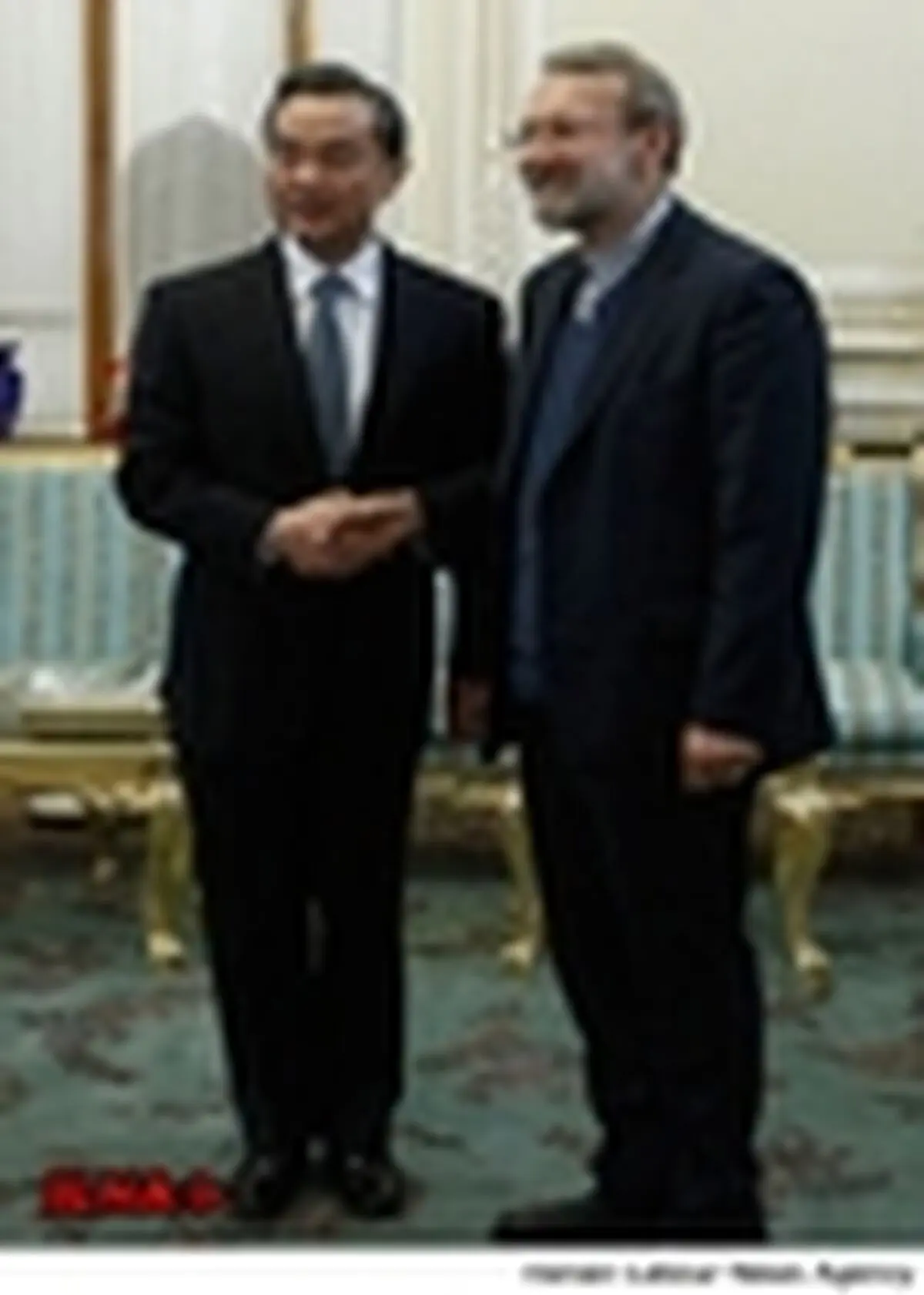 لاریجانی: موافق تمدید مذاکرات نیستیم / وانگ‌یی: چین به حل مسئله‌ هسته‌ای ایران پایبند است