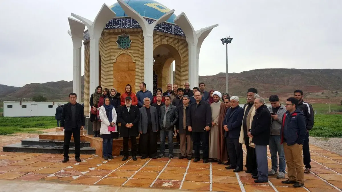 بازدید اصحاب رسانه کشوری از مناطق تاریخی نفت در مناطق نفت خیز جنوب