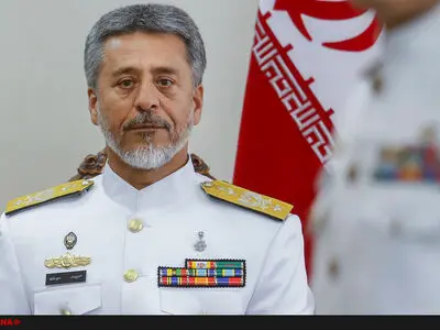 دریادار سیاری شهادت تعدادی از دریادلان نیروی دریایی را تبریک و تسلیت گفت