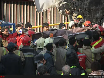 انتقال پیکر  ٤ تن دیگر از جانباختگان حادثه پلاسکو به پزشکی قانونی کهریزک