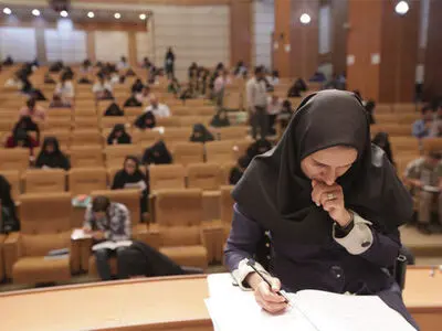 تمدید فرصت ثبت‌نام آزمون تکمیل ظرفیت دستیاری فوق‌تخصص پزشکی
