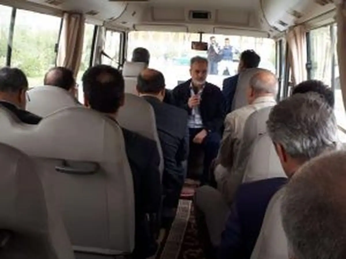 بازدید مدیرعامل شرکت صنایع پتروشیمی از منطقه ویژه اقتصادی پتروشیمی