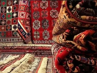 صادرات 369 هزار دلار فرش دستبافت از استان مرکزی به خارج از کشور 