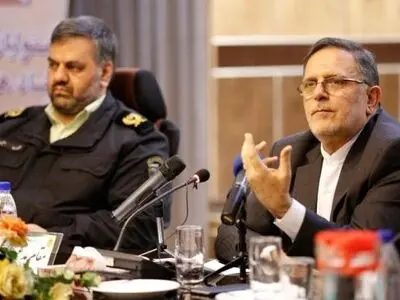 سیف: نیروی‌انتظامی با اخلال‌گران بازار ارز قاطعانه برخورد کند/ بازار سفته‌بازی را کنترل کردیم