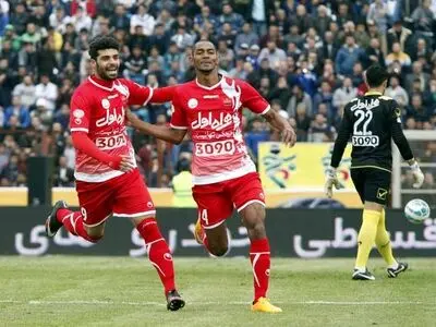 مهاجم فصل پیش پرسپولیس به ذوب‌آهن پیوست