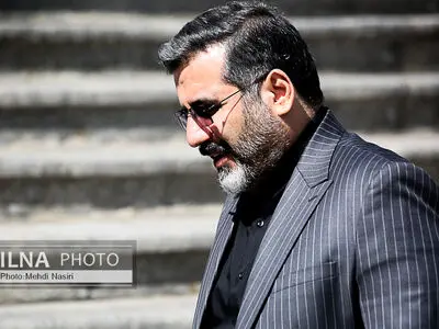 باید از دو قطبی کردن جامعه پرهیز کنیم/ اهالی فرهنگ و هنر، آرامش را به جامعه تزریق کنند
