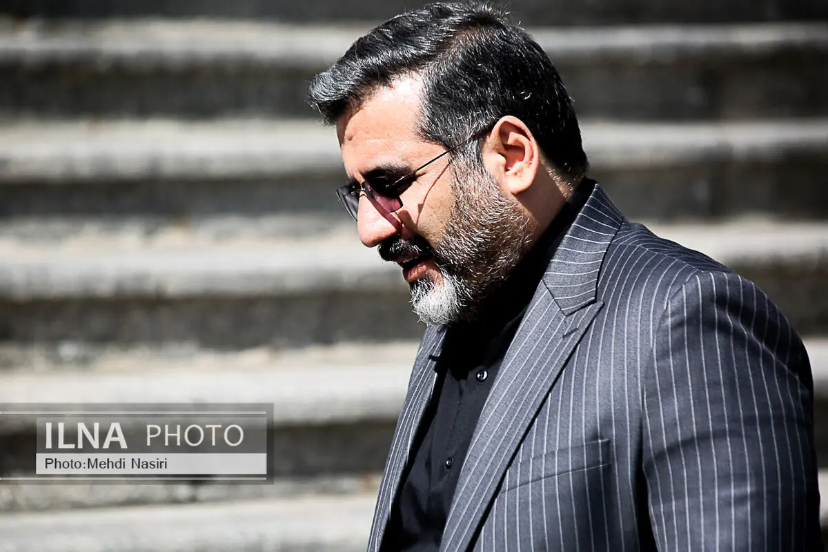 واکنش وزیر ارشاد به بیانیه سینماگران: این جوسازی‌ها برای جلوگیری از درخشش سینمای ایران است/ با معیشت سینماگرها وارد دعوا نشوید