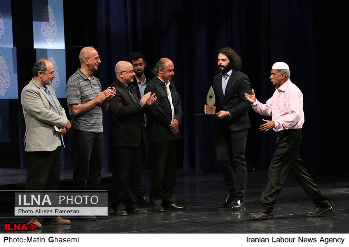 معرفتِ ناظر بر موسیقی نواحی از بین رفته‌است/تقدیر از هنرمندان برگزیده جنوب 