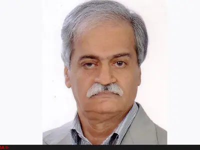 نویسندگان انتظار دارند از جانب منتقد مورد تمجید قرار گیرند