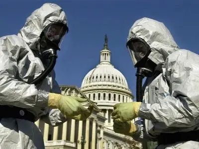 لوبوان: الجیش الأمیرکي درس إنتاج قنبلة تحول جیش العدو إلى مثلیین