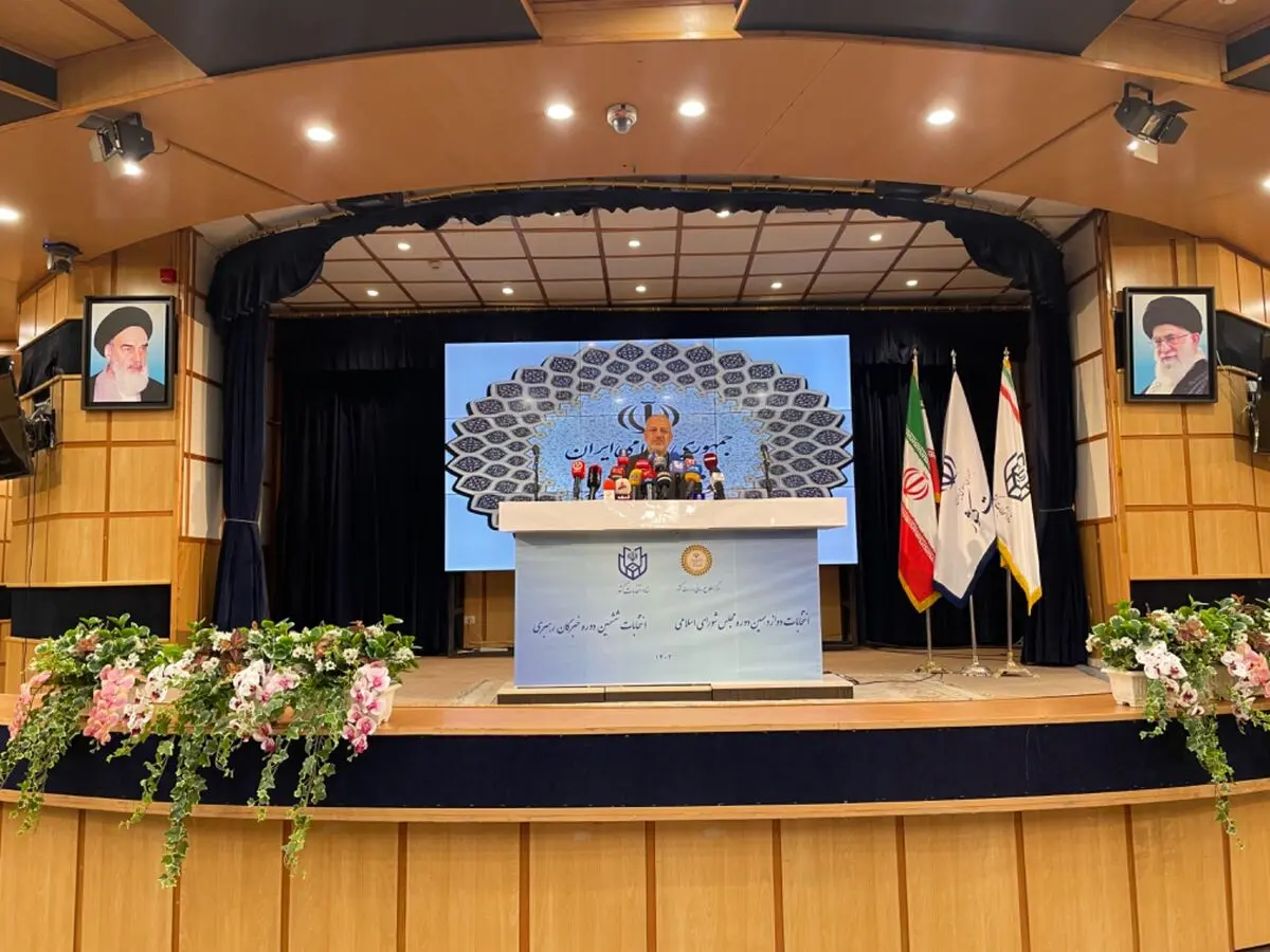 نیروهایی که در شعب اخذ رای حضور دارند خودشان داوطلب شده‌اند