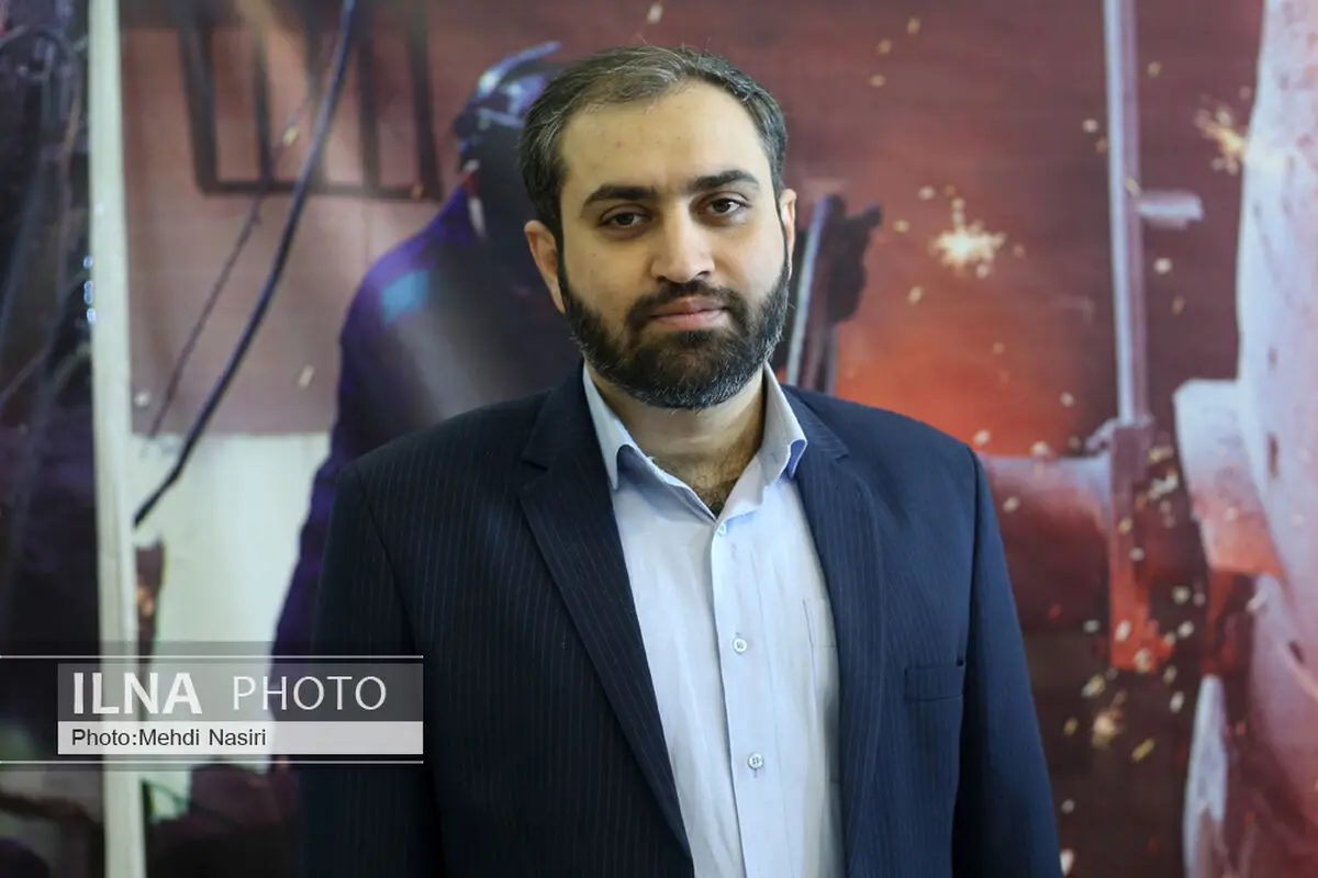 حذفِ سرفصل‌های غیرضروری و نامرتبط با بازار کار از دروسِ دانشگاهی 