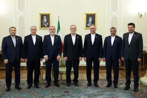 گسترش همکاری‌ها با کشورهای مختلف، ایران را در برابر تکانه‌ها مقاوم می‌کند