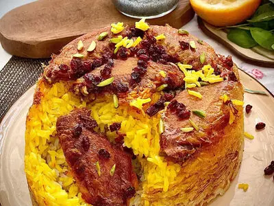 طرز تهیه ته دیگ بال مرغ؛ خوشمزه و مجلسی 