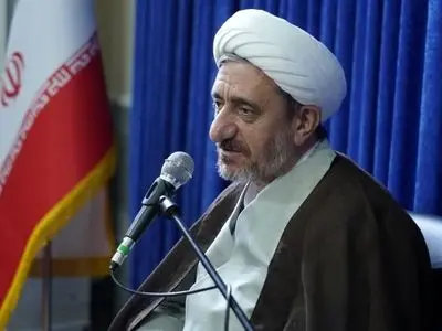  باید علاوه بر فسادستیزی در برخورد با مفسدان سریع، قاطع و جدی عمل کرد