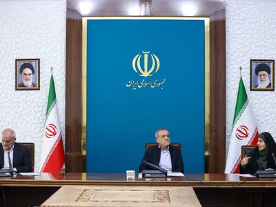 الرئيس الإيراني: نحن في المفاوضات لا نتراجع عن مبادئنا ولا نريد للتوتر
