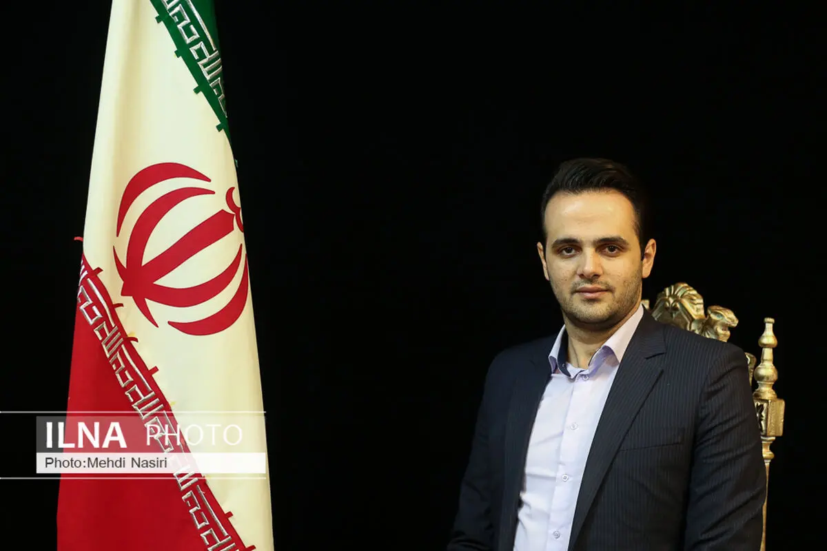 با «داوود درزی» کاندیدای یازدهمین دوره انتخابات مجلس شورای اسلامی بیشتر آشنا شویم