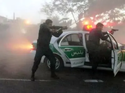 تیراندازی پلیس در بزرگراه سارقان خودرو را ناکام گذاشت