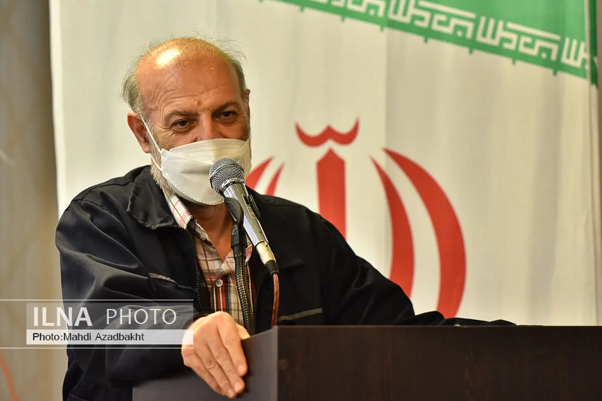 کارگران خواهان روشن شدن وضعیت امنیت شغلی خود هستند/ جدال سخت بر سر تبصره ۱ ماده ۷ قانون کار 