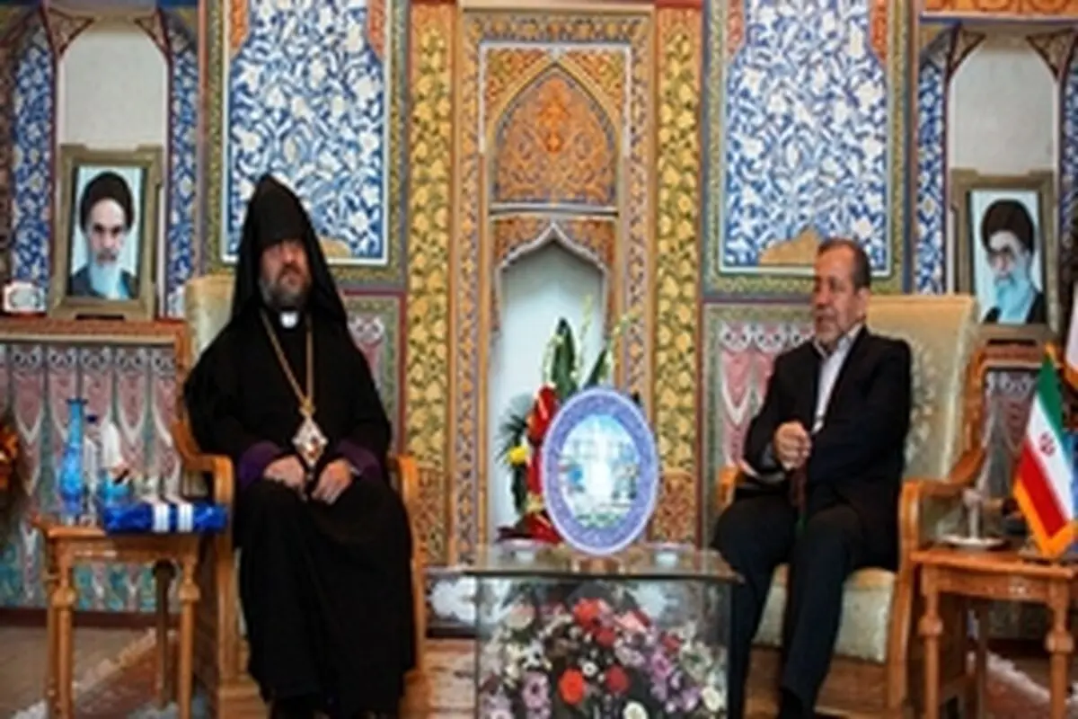 تعامل و دوستی جامعه ی ارامنه ی با مدیریت استان ستودنی است