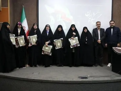 «سوگ و شکوه ایران» در فرهنگسرای رسانه/روایت شاعرانه بانوان از وطن و مقاومت