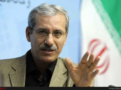 ویدیو: مشاجره لفظی هوشنگ نصیرزاده با مجری برنامه شبهای فوتبالی