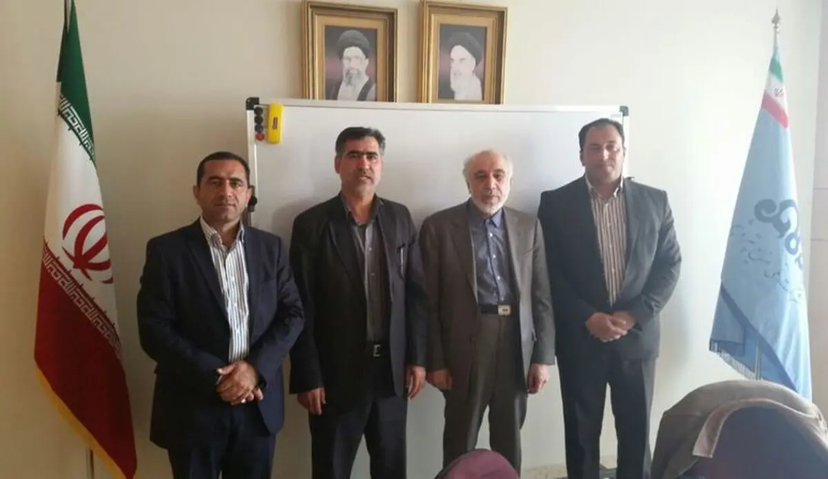برگزاری جلسه مشترک میان معاون وزیر نفت، مدیر عامل پتروشیمی و بخشدار بندر امام 