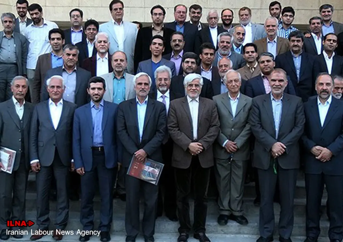عارف در جمع نخبگان یزدی حضور یافت