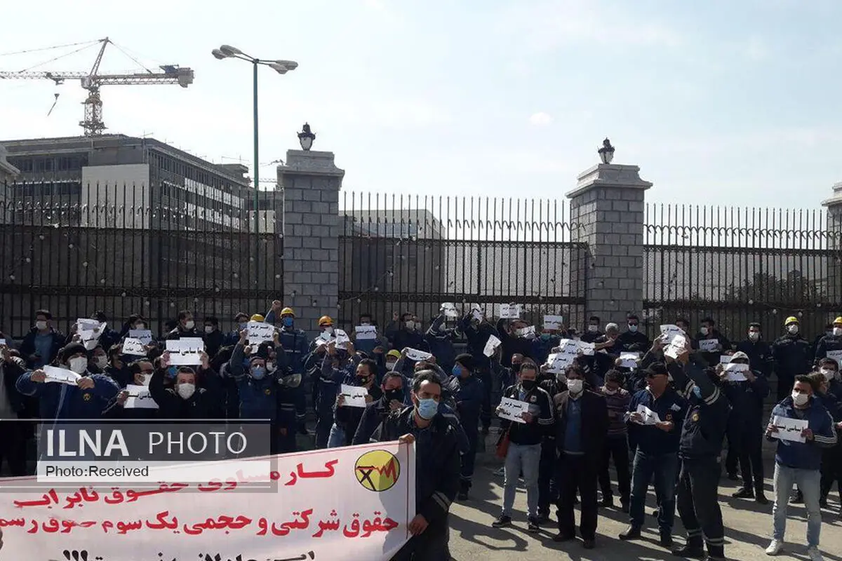 از اعطای تشویقی‌های مادام‌العمر به مدیران نفتی و نمایندگان مجلس تا کارگران مظلومی که حقوق ۱۲ میلیون تومانی برایشان یک رویاست!/ چگونه پای پیمانکاران به صنعت نفت بازشد؟