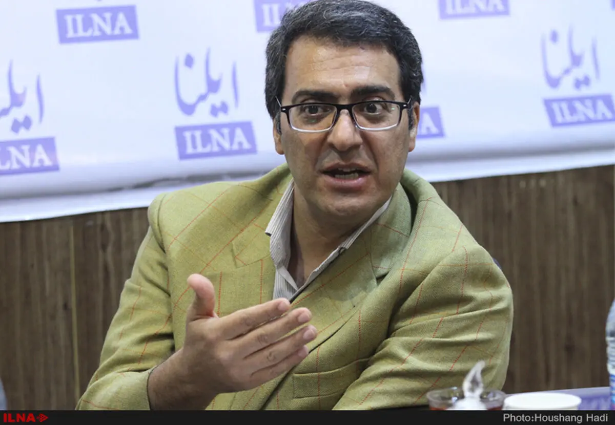اگر مسئله احزاب حل شود به تشکیل انجمن نویسندگان هم می‌توان امیدوار بود