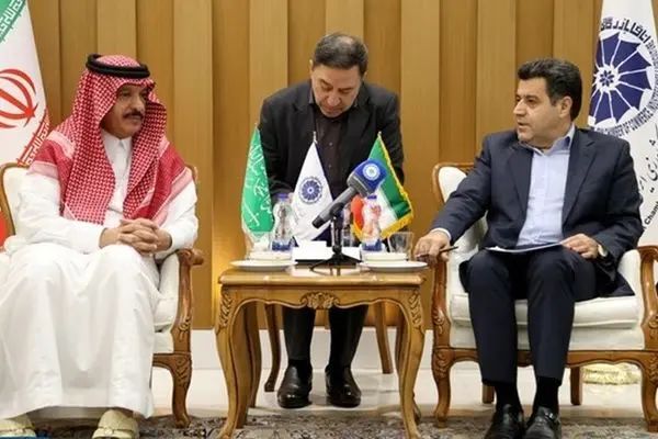 اتفاق إیراني سعودي على تشکیل المجلس الأعلى لرجال الأعمال