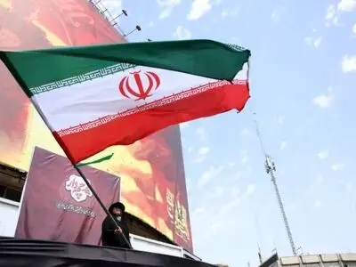 الجزیره بررسی کرد؛ ایران دلار مورد نیازش را از کجا تأمین می‌کند؟