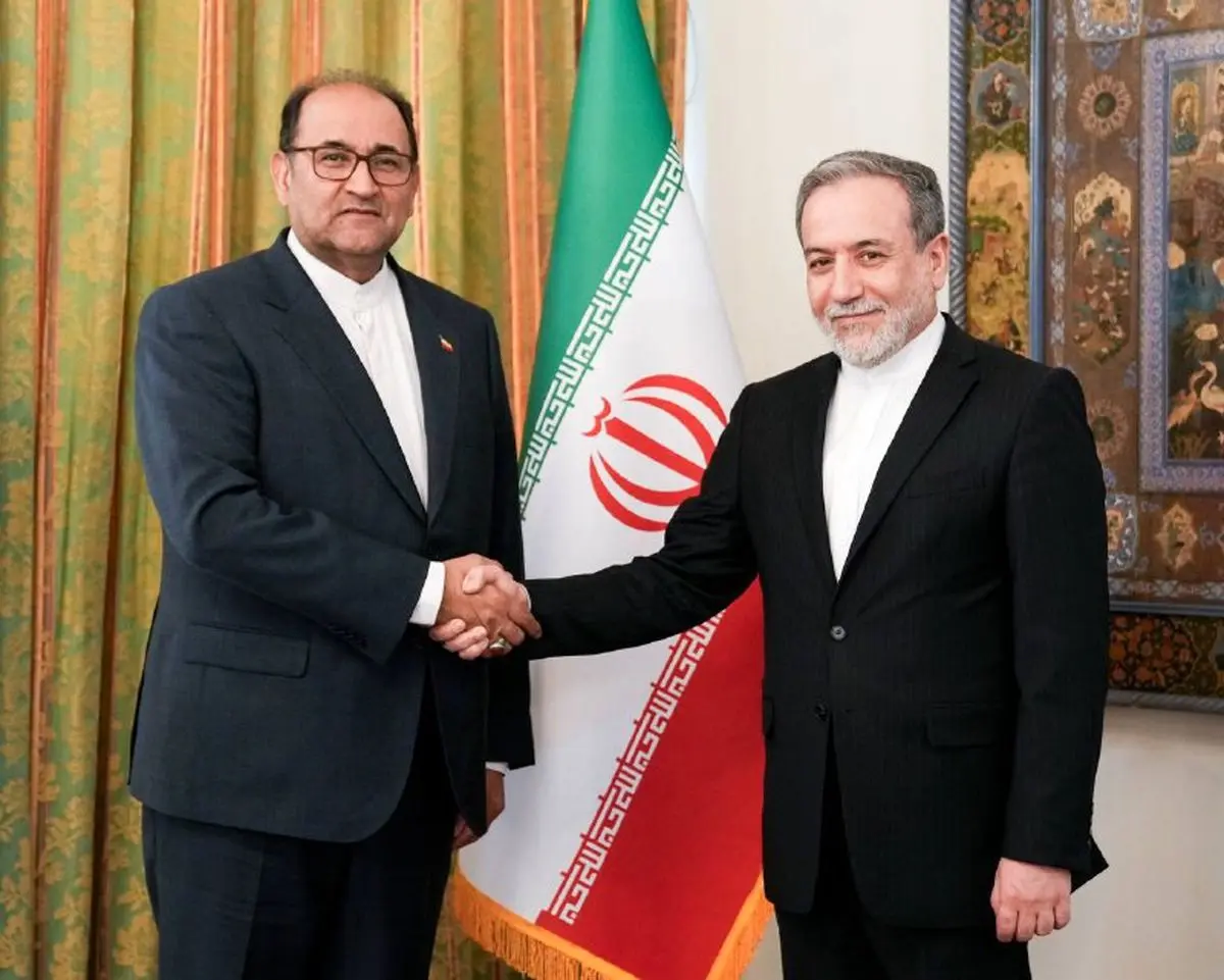 دیدار سفیر جدید جمهوری اسلامی ایران در بنگلادش با وزیر امور خارجه