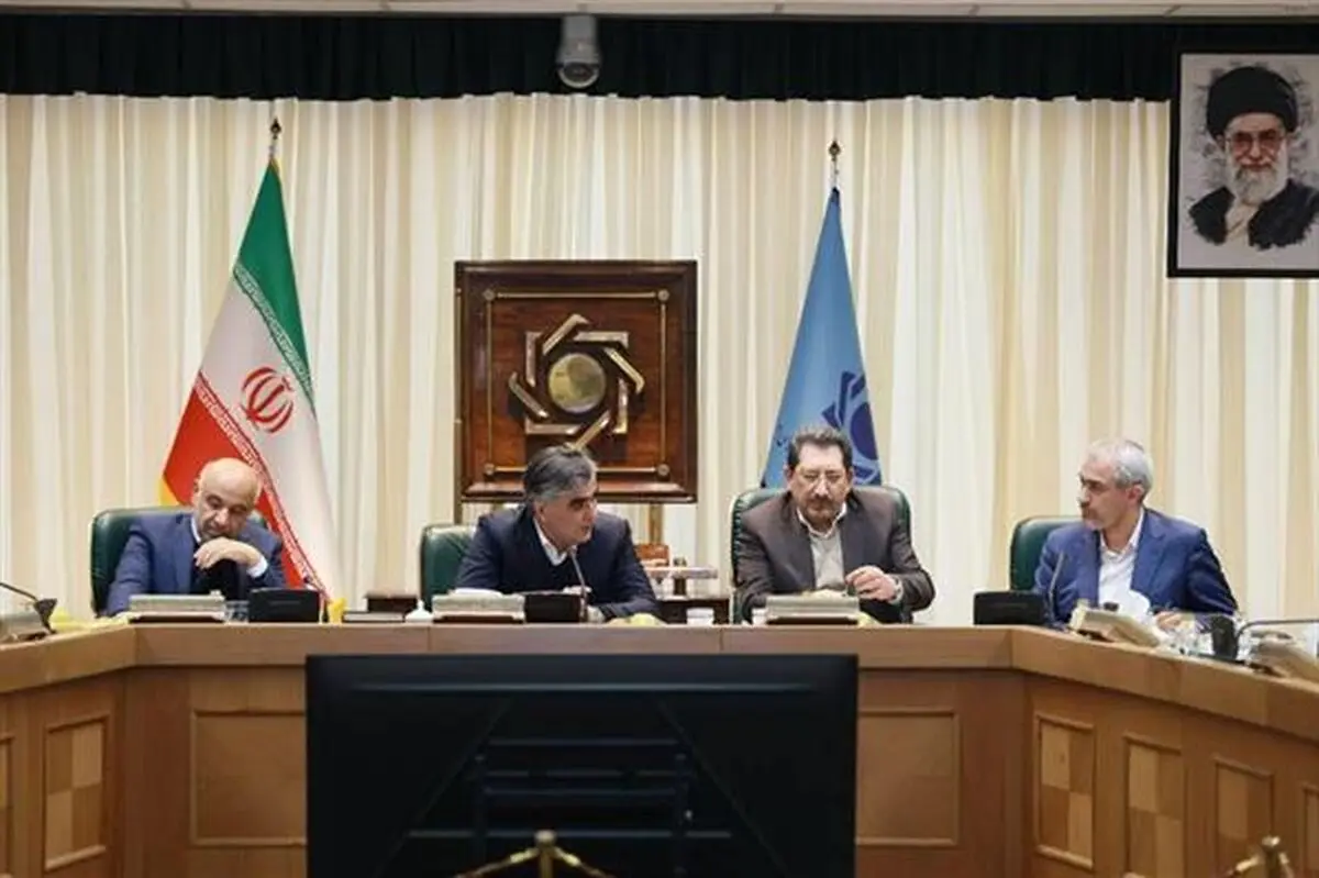 تشکیل جلسه هماهنگی تیم اقتصادی دولت درخصوص سیاست‌های ارزی، تجاری و معیشتی مردم