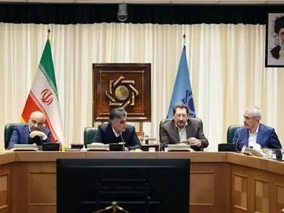 تشکیل جلسه هماهنگی تیم اقتصادی دولت درخصوص سیاست‌های ارزی، تجاری و معیشتی مردم