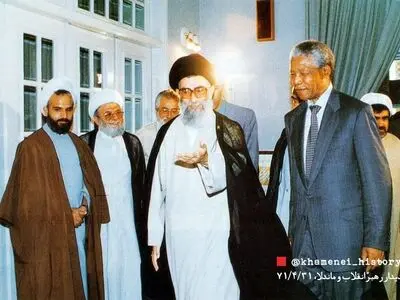 دیدار حضرت آیت‌الله خامنه‌ای و نلسون ماندلا سال ۱۳۷۱