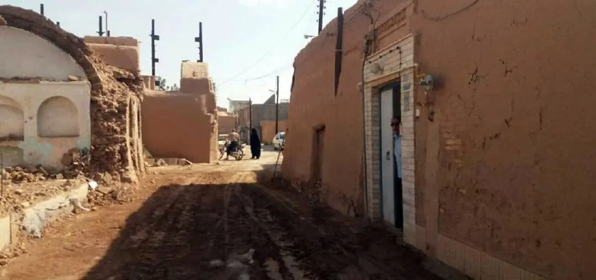 سودجویان 80 متر به عمق 5 متر را تخریب کردند /ورود دادستان برای توقف حفاری/ از بین رفتن مسیرهای گردشگری/ زاد و ولد پشه سالک و مالاریا در قنات