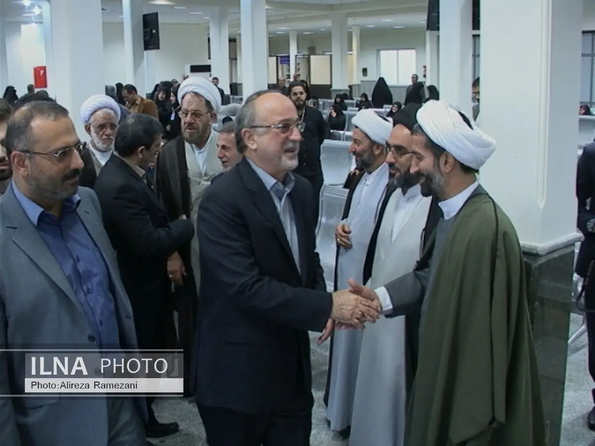 اعزام زائران هوایی عتبات عالیات با بدرقه استاندار گیلان
