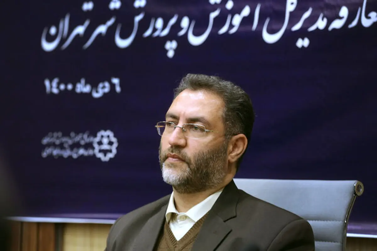 در بیانیه گام دوم انقلاب زن پیش برنده و تمدن‌ساز است