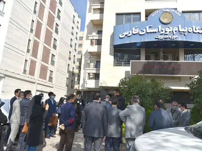 تجمع اعضای  هیأت علمی دانشگاه پیام نور فارس در اعتراض به عدم اجرای قانون همسان سازی