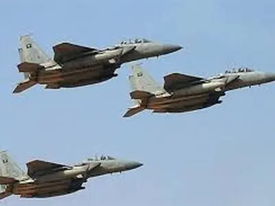 حملات مکرر و گسترده ائتلاف متجاوز سعودی به ۳ استان یمن