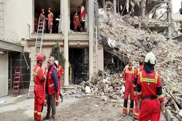 خسارت به یک واحد اداری در حمله آمریکایی صهیونی در اصفهان