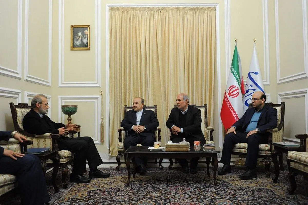 سلطانی‌فر با لاریجانی دیدار کرد
