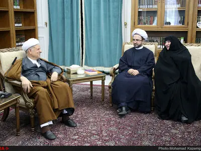 دیدار خانواده مرحوم حجت‌الاسلام دعاگو با آیت‌الله هاشمی رفسنجانی
