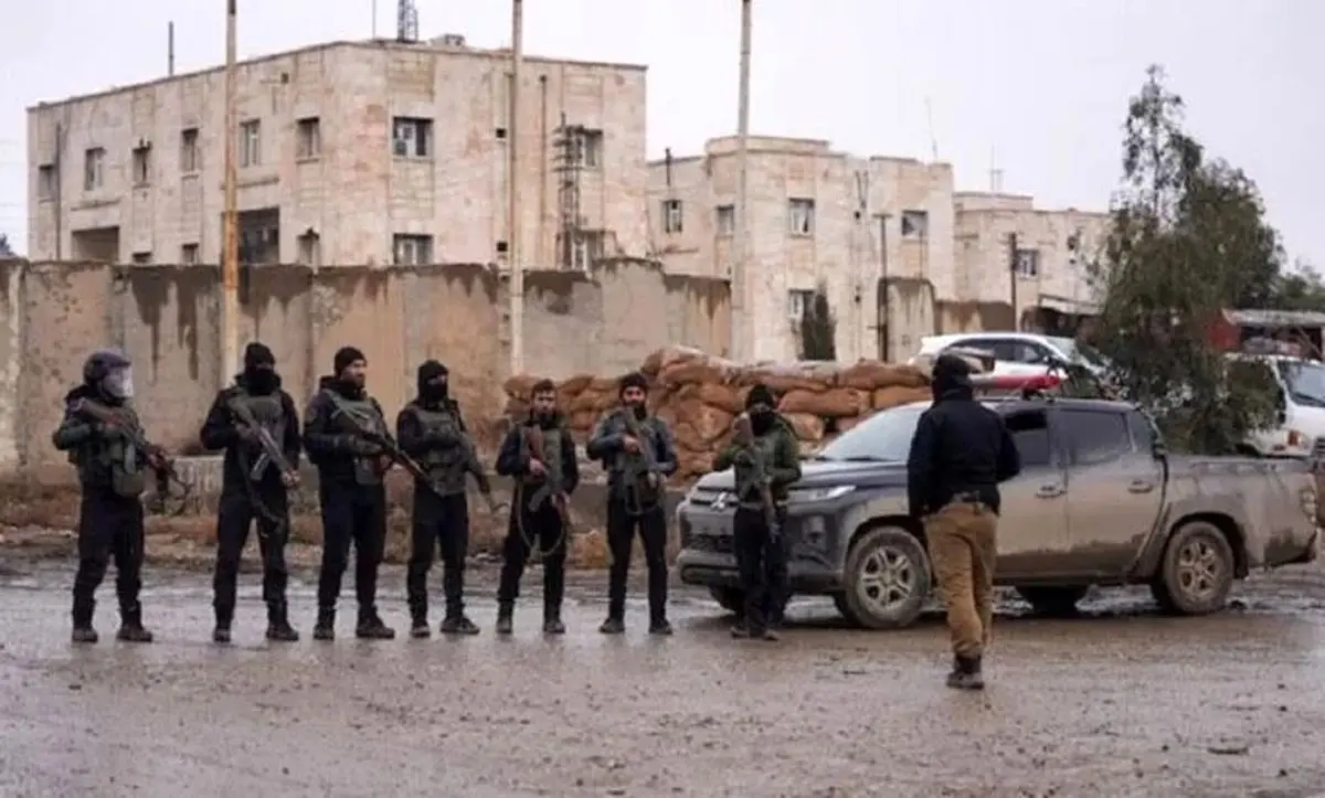 انتقال ۲ هزار و ۲۵۰ زندانی داعشی از سوریه به عراق
