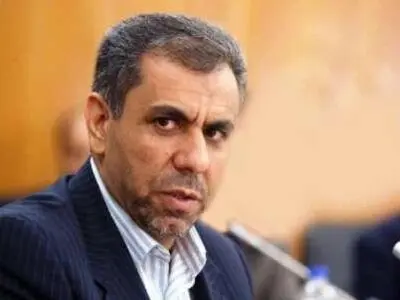 کارگران از حداقل‌ها برخوردار نیستند اما از کارشان نمی‌زنند/ بانک‌ها باید حامی نظام تولید در کشور باشند