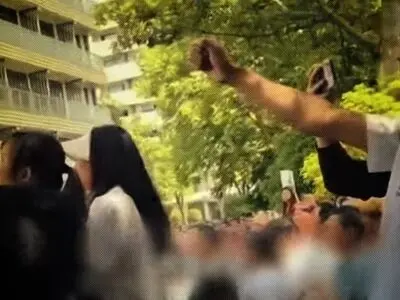اعتراض کارگران چینی به موج بیکاری/ مشکل اشباع صنایع