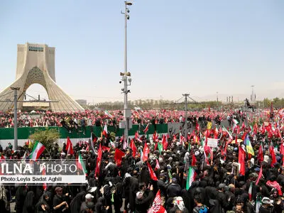  بدرقه باشکوه رهبر شهید در حافظه تاریخی کشور ماندگار شد