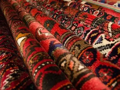 صادرات فرش ایران به نیم درصد رسیده است/ خطر بیکاری بیش از ۲ میلیون بافنده