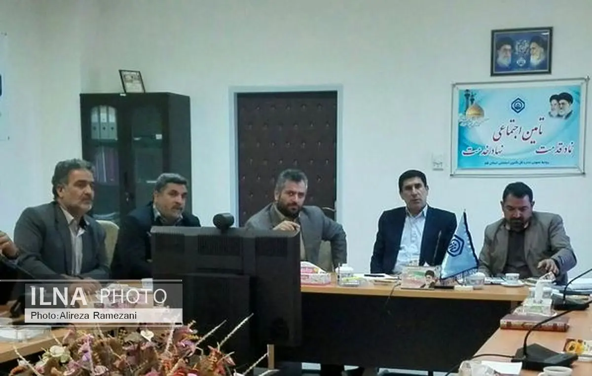 موسوی: بیمه کارگرانساختمانی در قم روند مطلوبی دارد/ شوکت: مساعدت بیشتر مسئولان لازم است